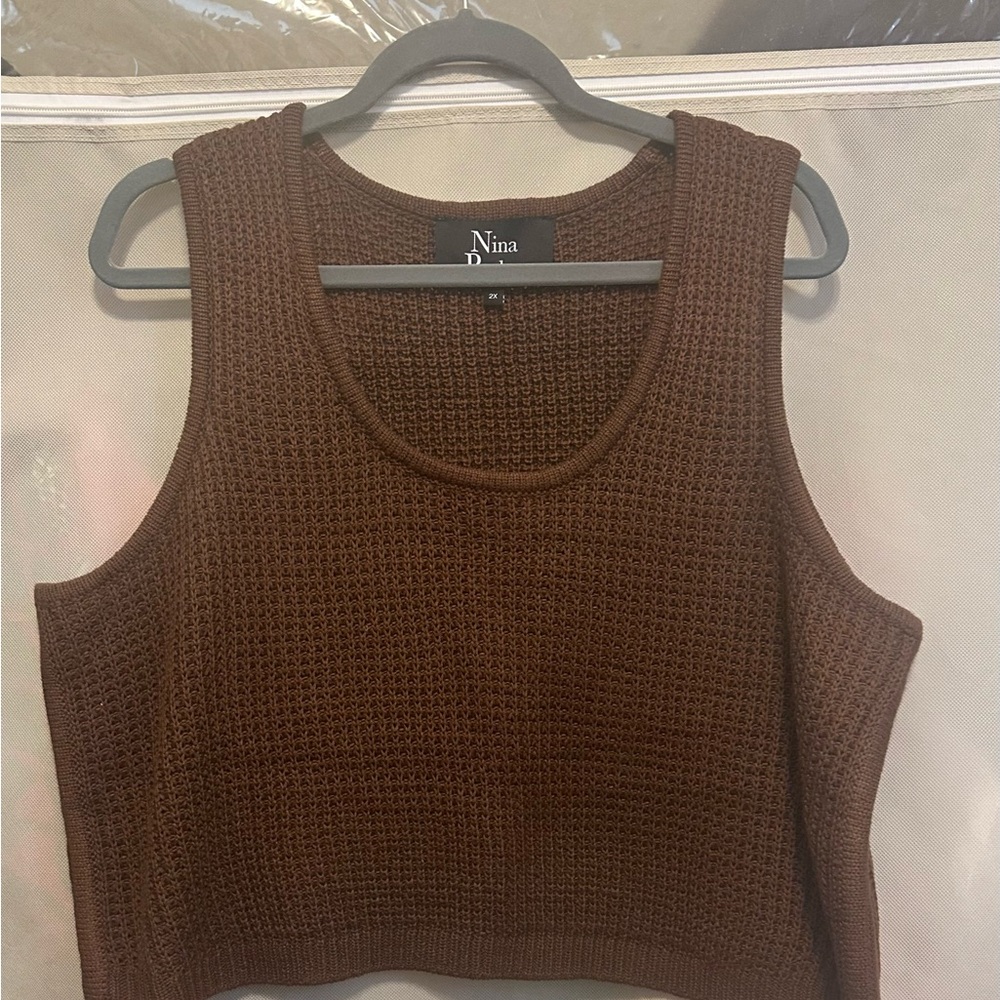 Nina Parker Cropped Knit Tank Top